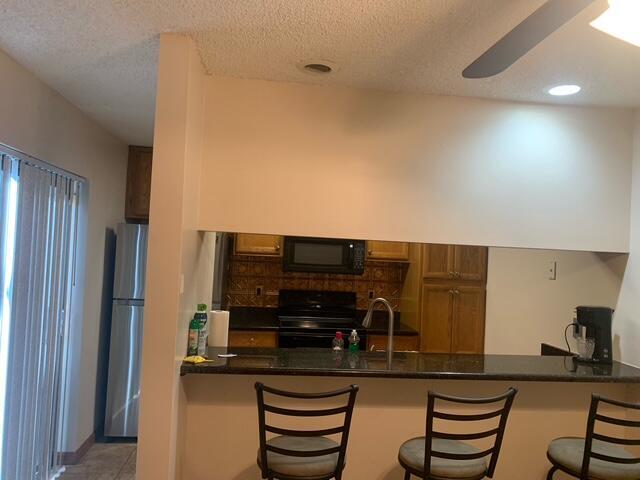 Foto del edificio - 3599 Cocoplum Cir