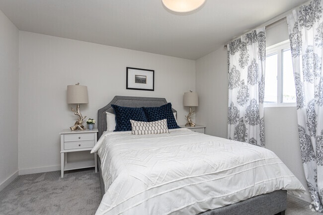 2HAB, 2BA - 825 ft² - Calaveras