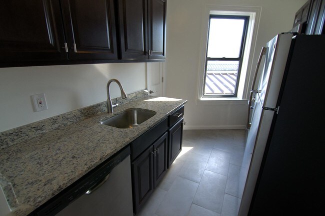 Foto del edificio - 4145 52nd St