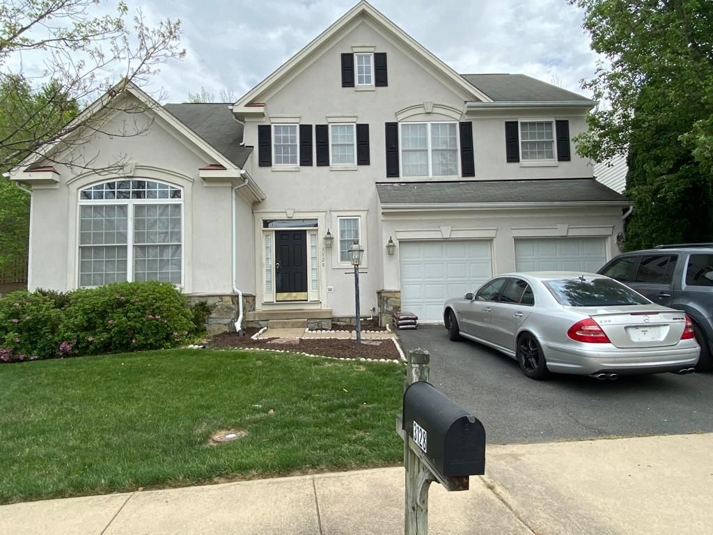 Foto principal - 3128 Tulip Tree Pl