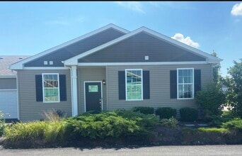Building Photo - 1732 Southern Cir