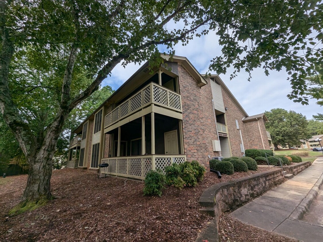 Primary Photo - Tranquil Condo with Pool