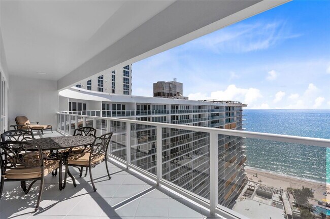 Foto del edificio - 4100 Galt Ocean Dr