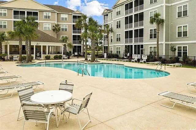Foto del edificio - Coming Soon! Great Three Bedroom Condo in Myrtle Beach with Pool and Just 4 Miles to Beach!