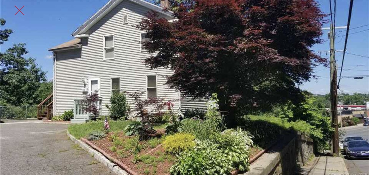 24 Piedmont St Unit 2nd Floor STUDIO /, Waterbury, CT 06706 Room