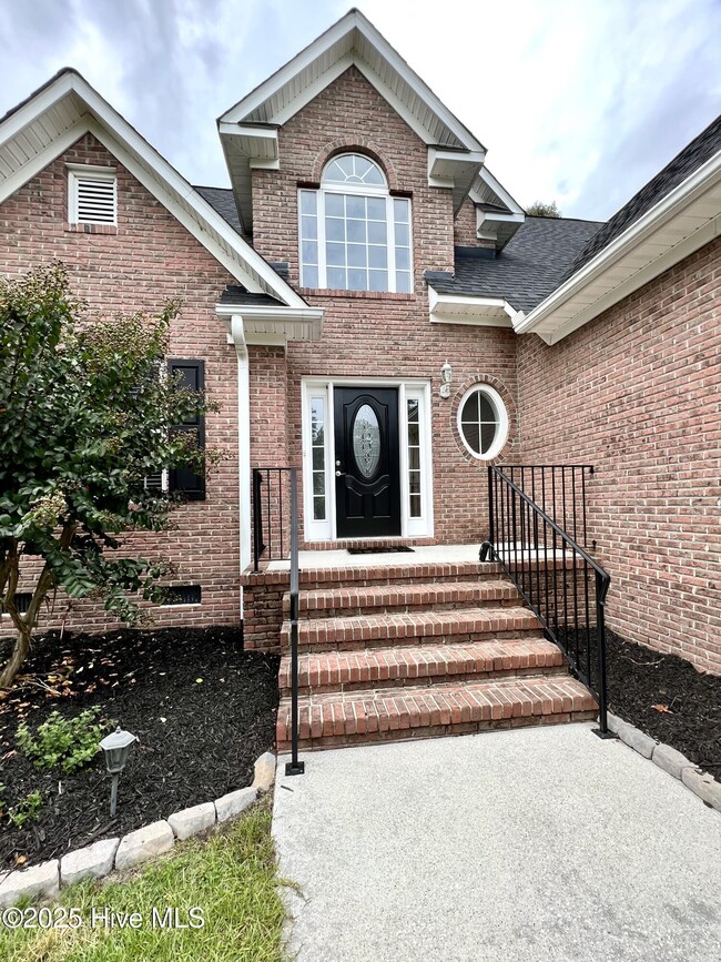 Foto del edificio - 10173 Stoney Brook Ct SE