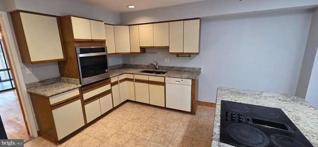 Foto del edificio - 11764 Indian Ridge Rd