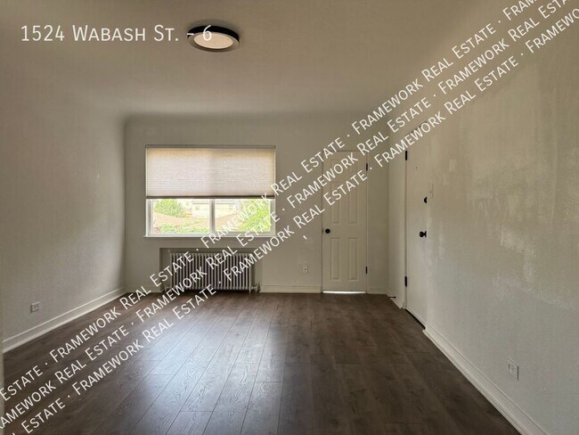 Building Photo - 1524 Wabash St