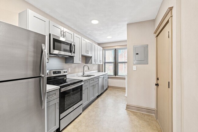 Foto del edificio - 3801-3803 S. Kingshighway/4900-4904 Mardel