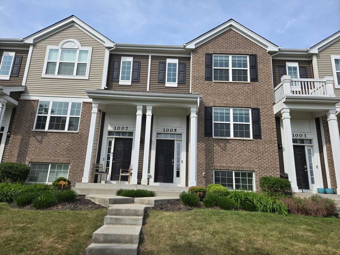 Foto principal - 1005 Charlton Ln