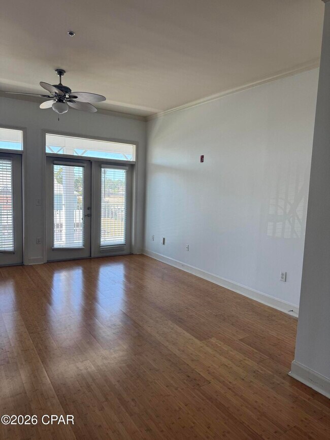 Foto del edificio - 8700 Front Beach Rd