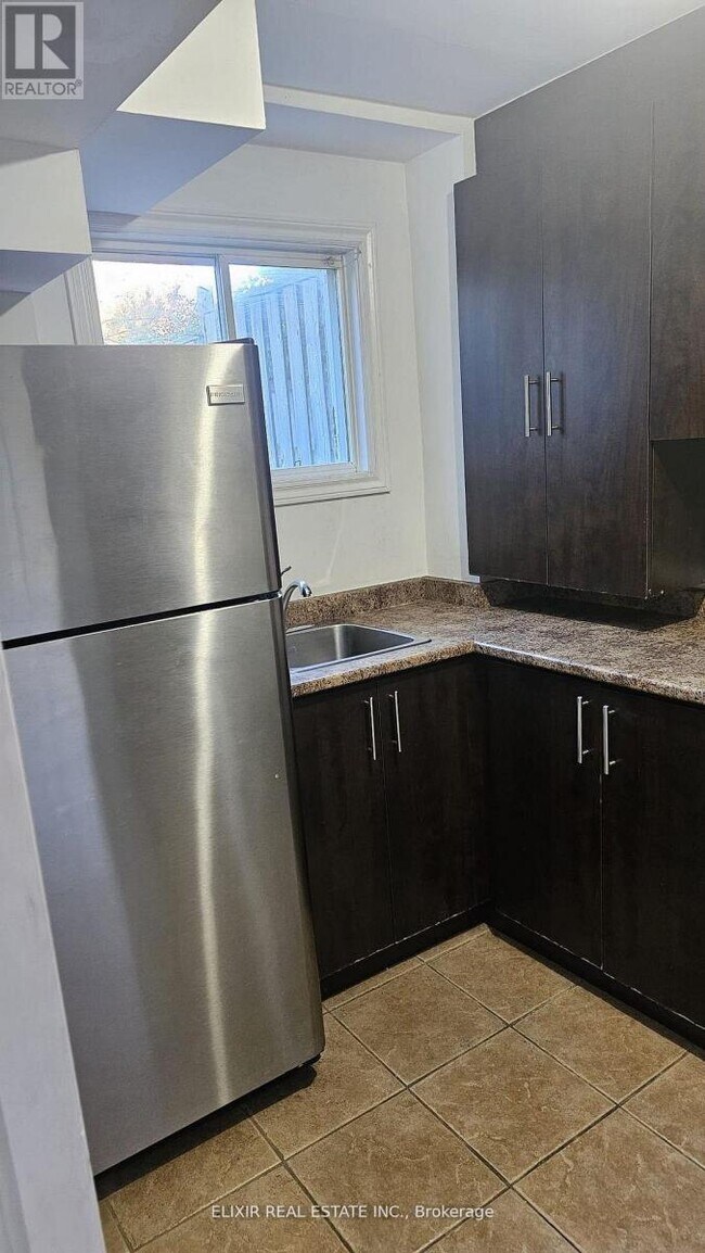 Photo du bâtiment - 4 Lonestar Crescent