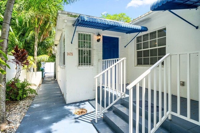 Building Photo - 3675 SW 23rd St