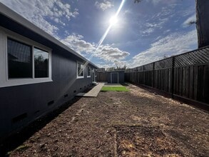 Building Photo - 1661 San Marino Dr