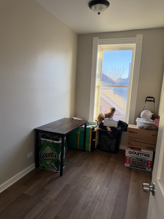 Foto del edificio - 1529 W 18th St