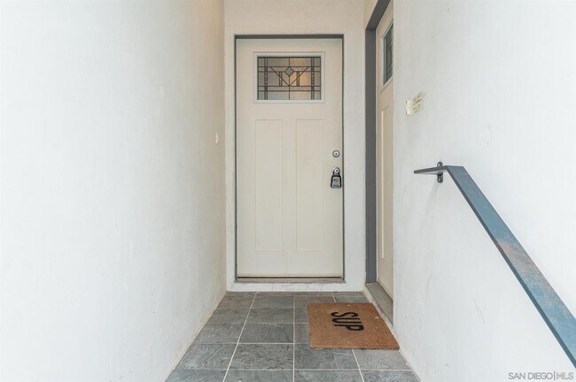 Foto del edificio - 4724 St Charles Pl