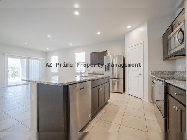 Building Photo - 3736 S 244th Dr