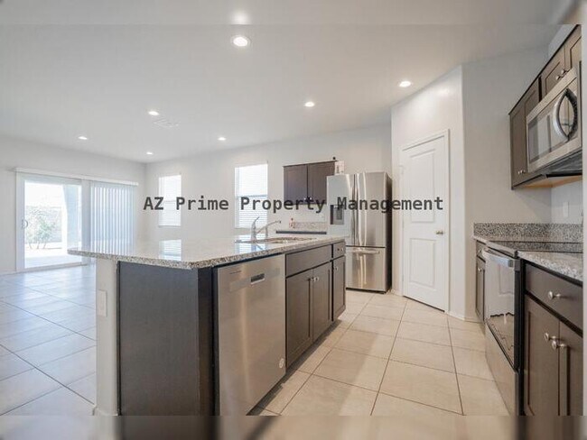 Foto del edificio - 3736 S 244th Dr