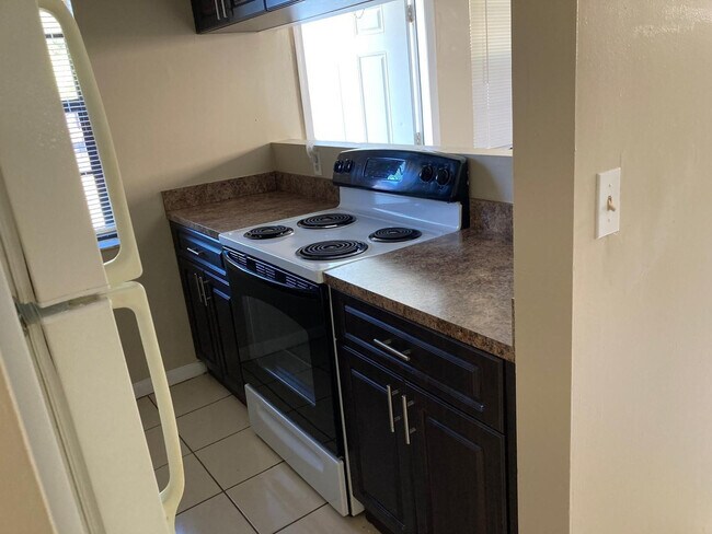 Foto del edificio - 6148 SW 35th St