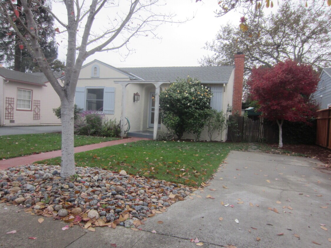 1017 Henderson Ave, Menlo Park, CA 94025 House Rental in Menlo Park, CA