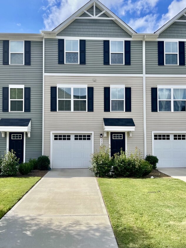 Primary Photo - 5316 Austin Knoll Ct