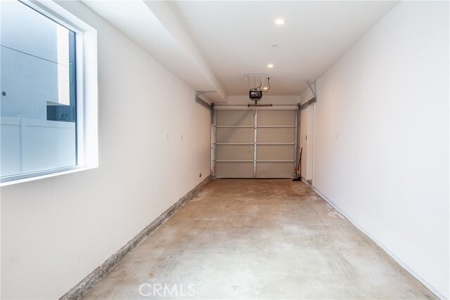 Building Photo - 10910 Hesby St