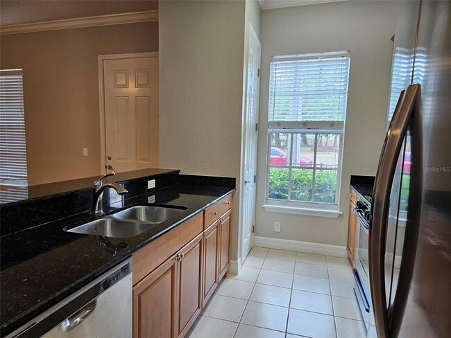 Foto del edificio - 1005 Edison Park Ct