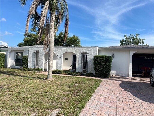 Building Photo - 4216 Hillsdale Dr