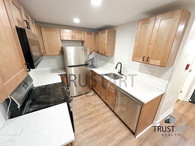 Photo - 4633 Penn St Apartment