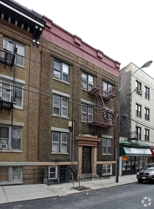 6008 Fillmore Pl, West New York, NJ 07093 Rentals West New York, NJ