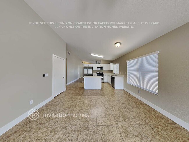 Building Photo - 682 Emerald City Ave