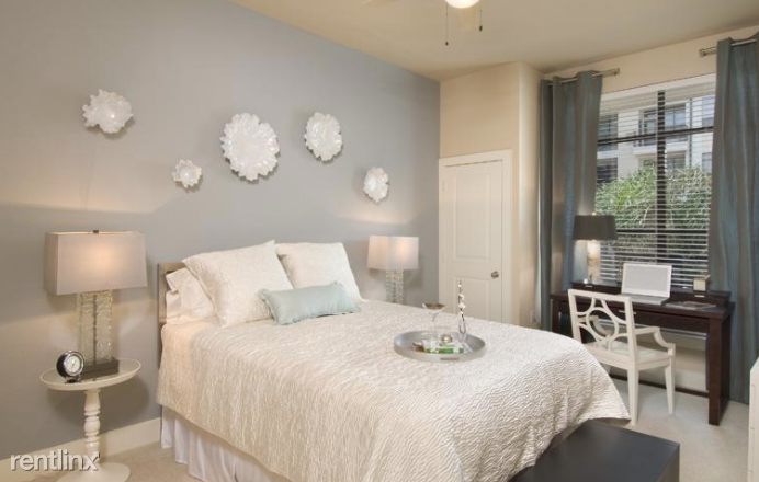 Foto principal - 1 br, 1 bath Condo - 1520 Eldridge Pkwy