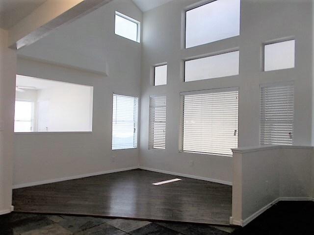 Foto del edificio - 14228 N 23rd St