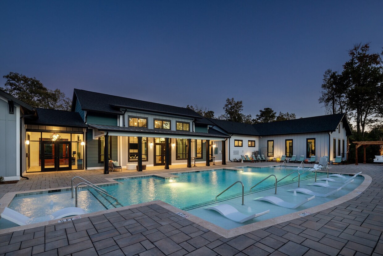 Broadstone Ingleside Apartments 8400 Palmetto Commerce Pky Ladson, SC