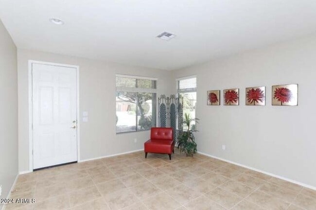Building Photo - 3077 E Kingbird Pl