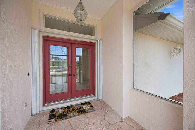 Foto del edificio - "Spacious 3-Bedroom Retreat with 2 Full Baths in Rotonda West Pinehurst!"