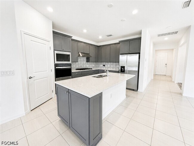 Foto del edificio - 42723 Valley Brooks St