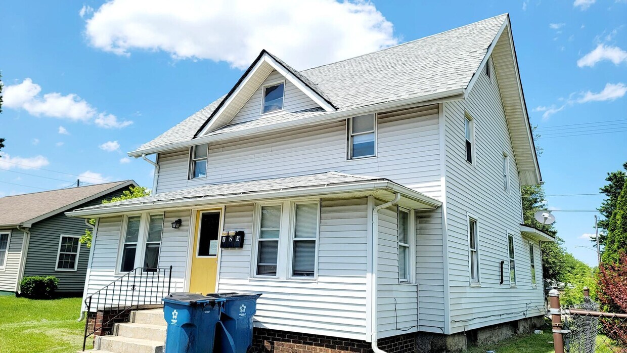 Primary Photo - 1210 W 6th st