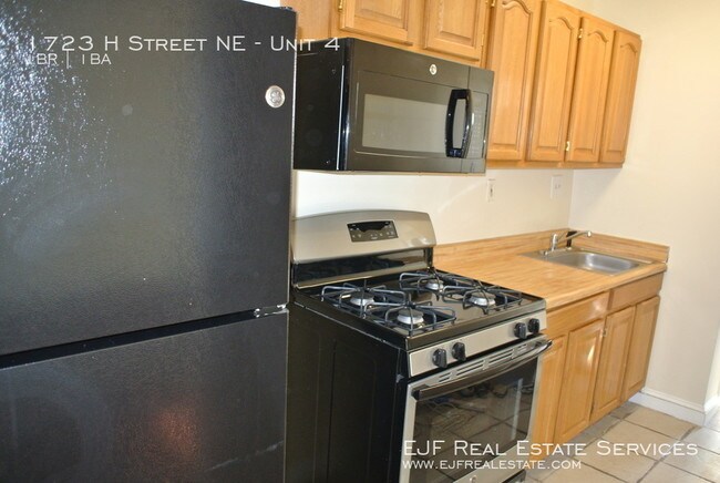 Building Photo - 1723 H St NE