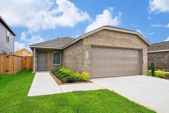 Building Photo - 18015 Valle Cupa Ln