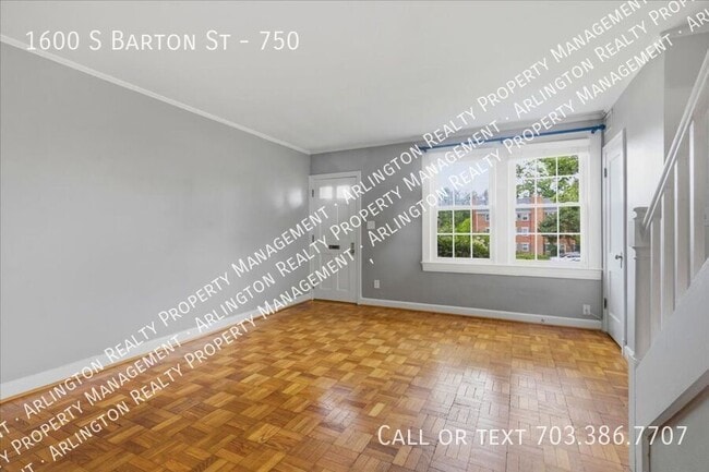 Building Photo - 1600 S Barton St