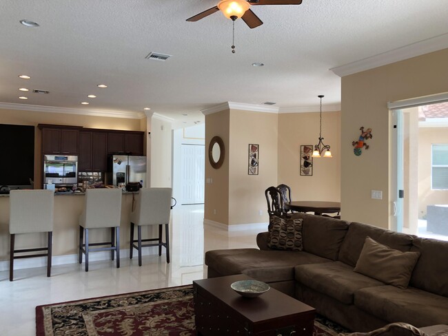 Foto del edificio - 7793 Arbor Crest Way