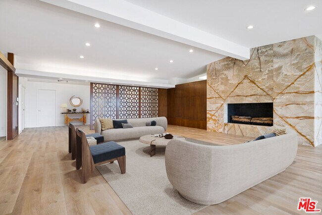 Foto del edificio - 1400 Loma Vista Dr