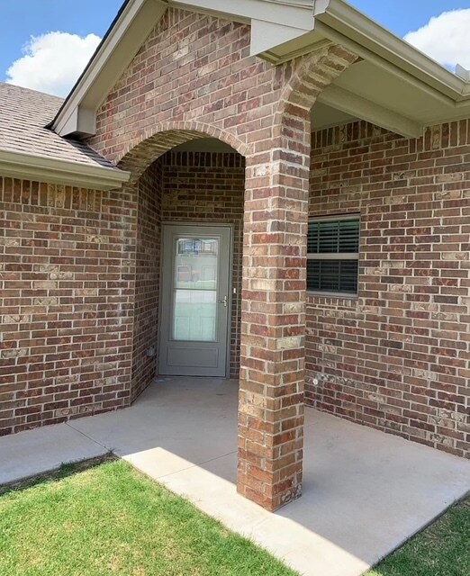 Foto del edificio - 925 Heather Ln