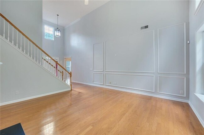 Building Photo - 5922 Brookmere Ct SE
