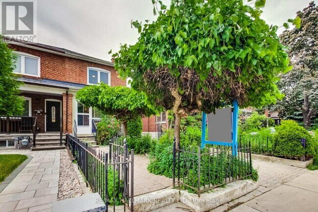 Building Photo - 633 Glenholme Ave