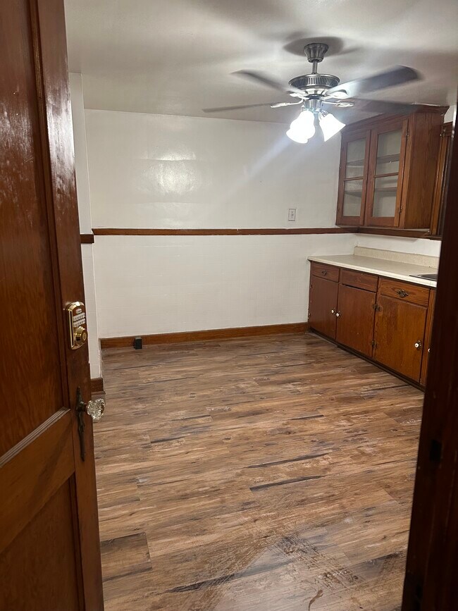 Kitchen - 2621 Welch Ave
