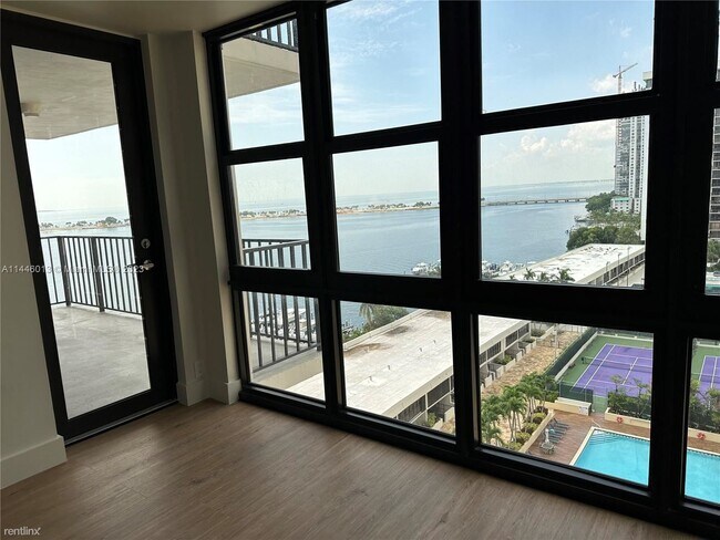 Foto del edificio - 2 br, 2 bath Condo - 1865 Brickell Ave Apt...