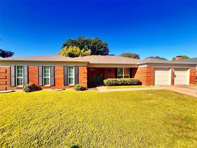 Foto principal - 15621 Terrace Lawn Cir