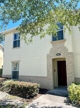 Building Photo - 2884 Club Cortile Cir